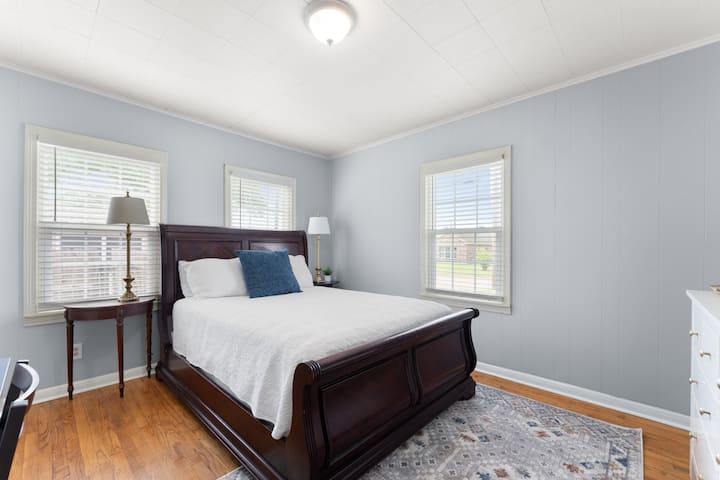 غرفة النوم 1