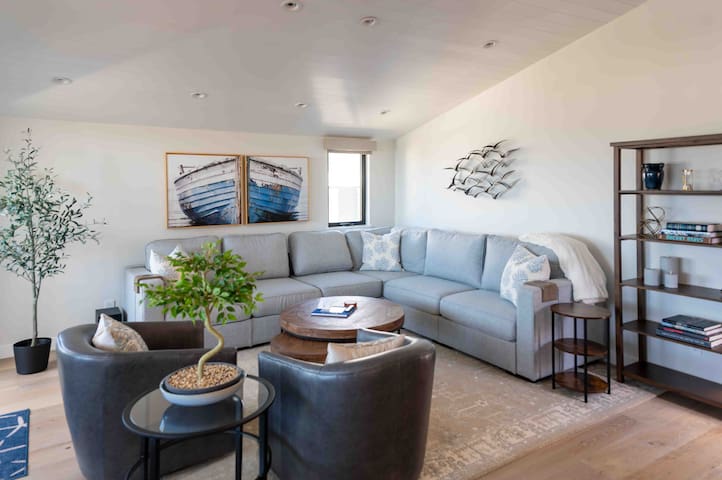 Escape to Manhattan Beach