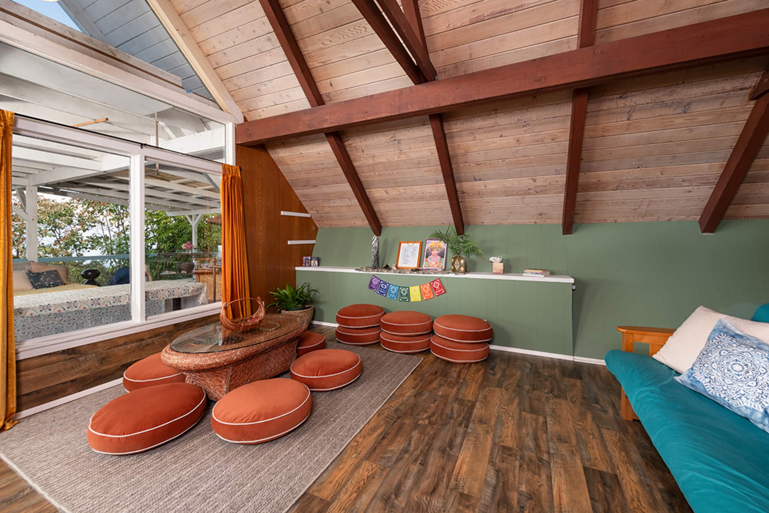 Charming farmhouse with huge oceanview patio lanai - Image 5