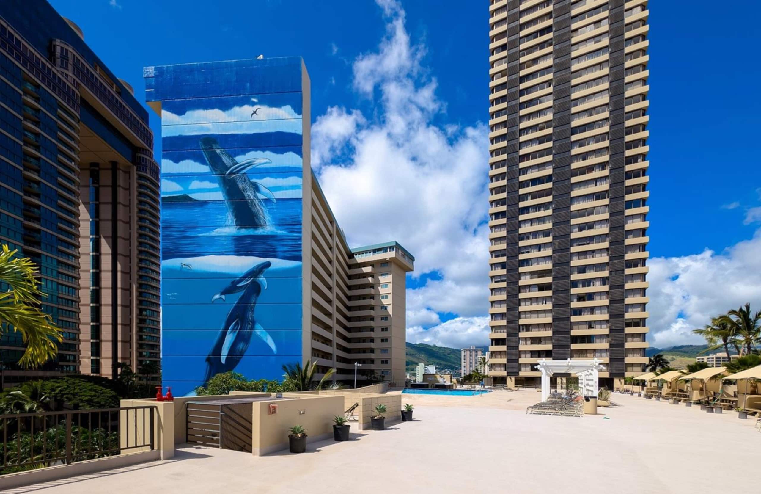 Condo in Honolulu · ★4.97 · 1 bedroom · 1 bed · 1 private bath - Image 36