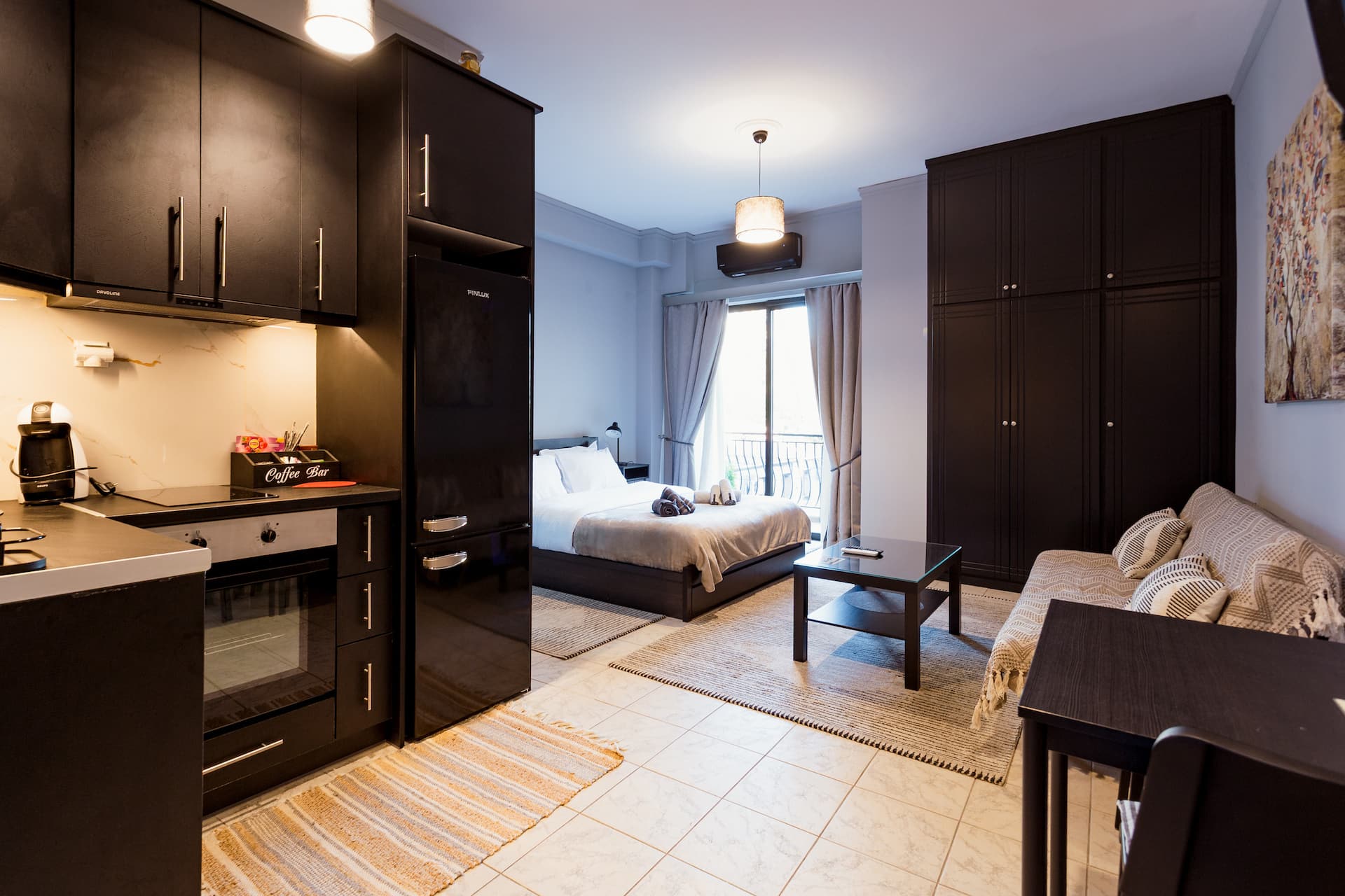 Nero Apartment