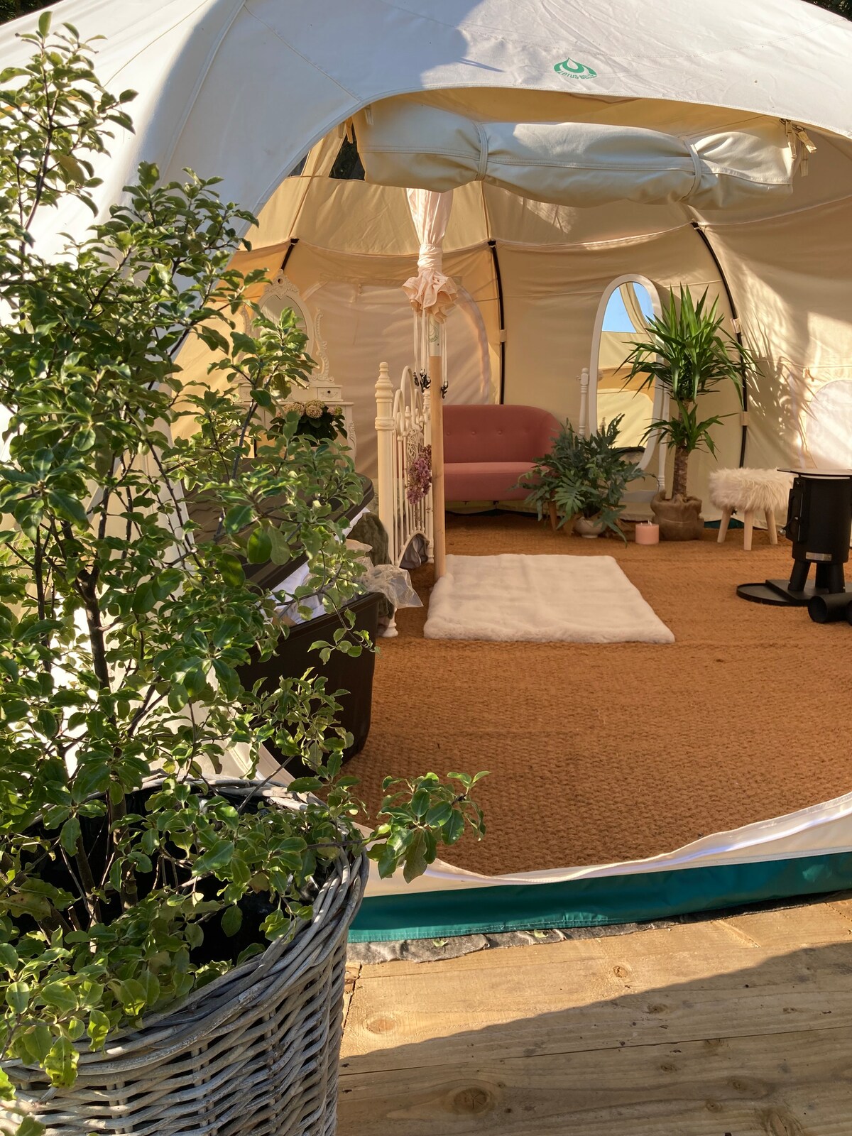 Farm stay in Hadleigh · ★New · 1 bedroom · 1 bed · 1 bath