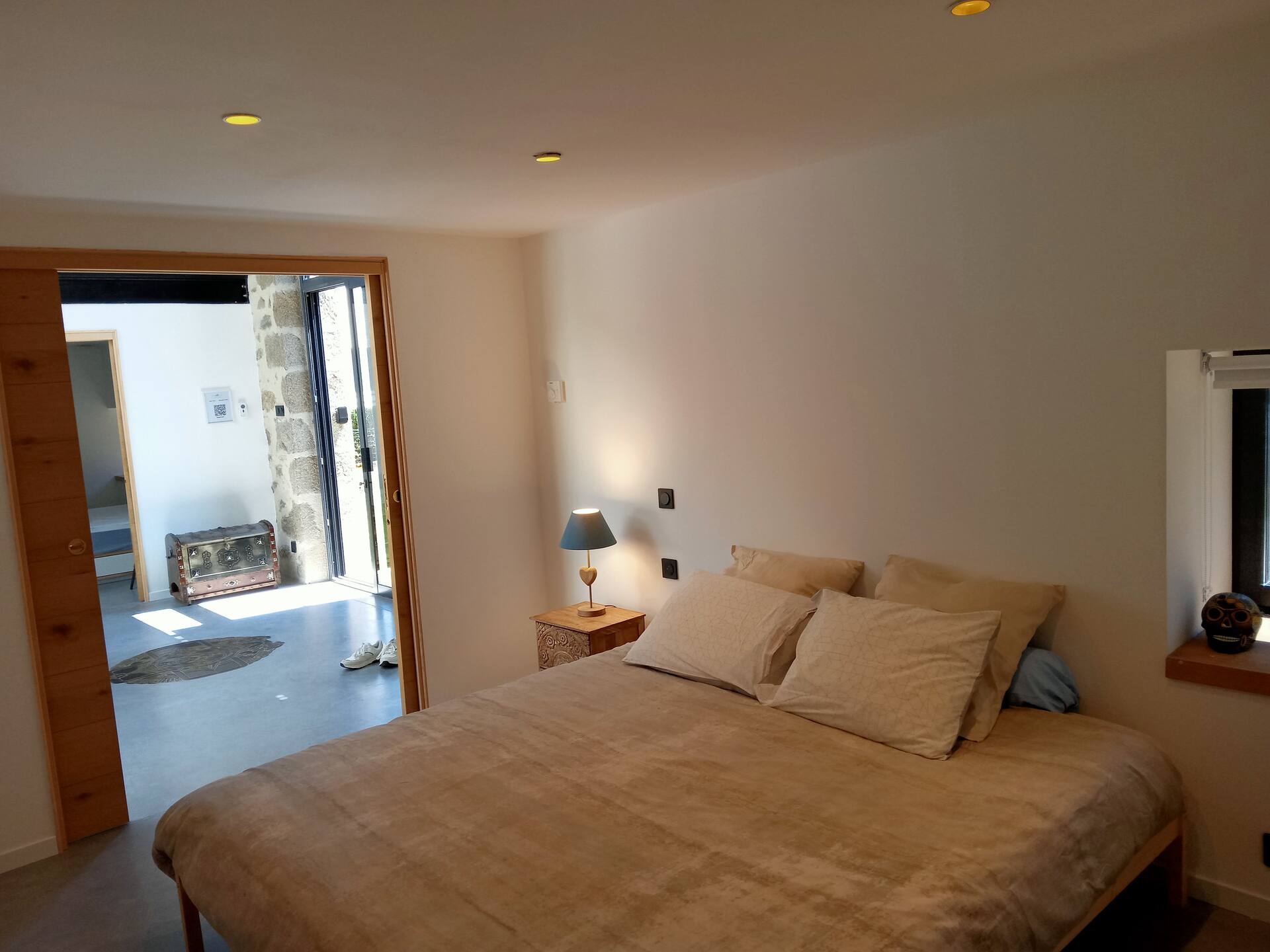 Chambre 2 — lit king-size