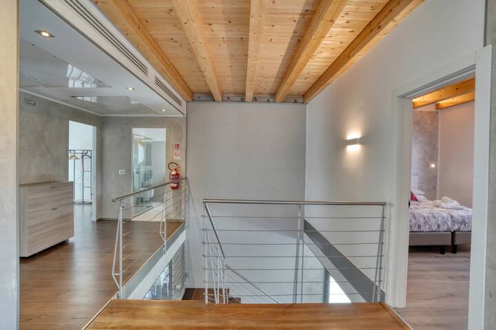 Villa moderna vicino alla spiaggia [Free parking] gallery image 5