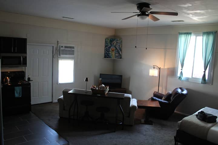 Park Circle Studio Apartment - 찰스턴