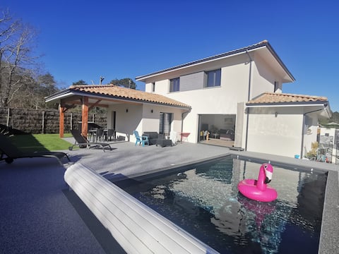 New villa with pool – Le Teich