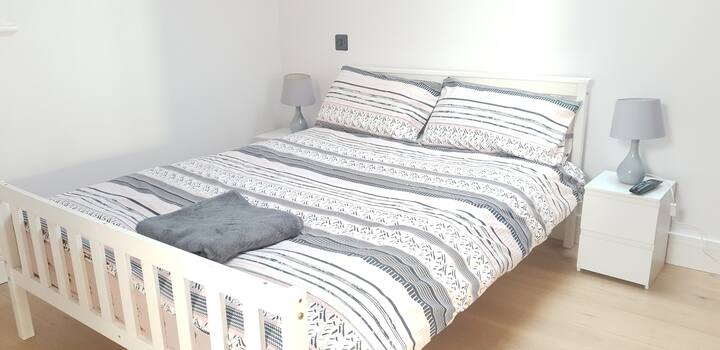 Une chambre charmante et confortable parfaite pour une escapade relaxante.