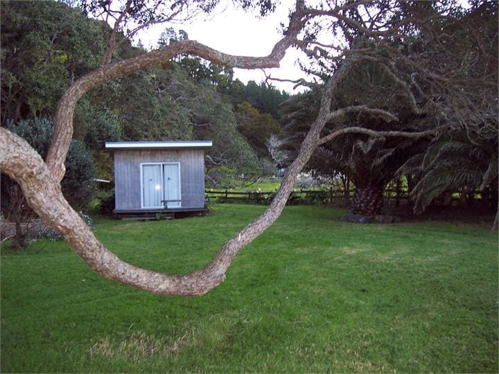 საძინებელი 4