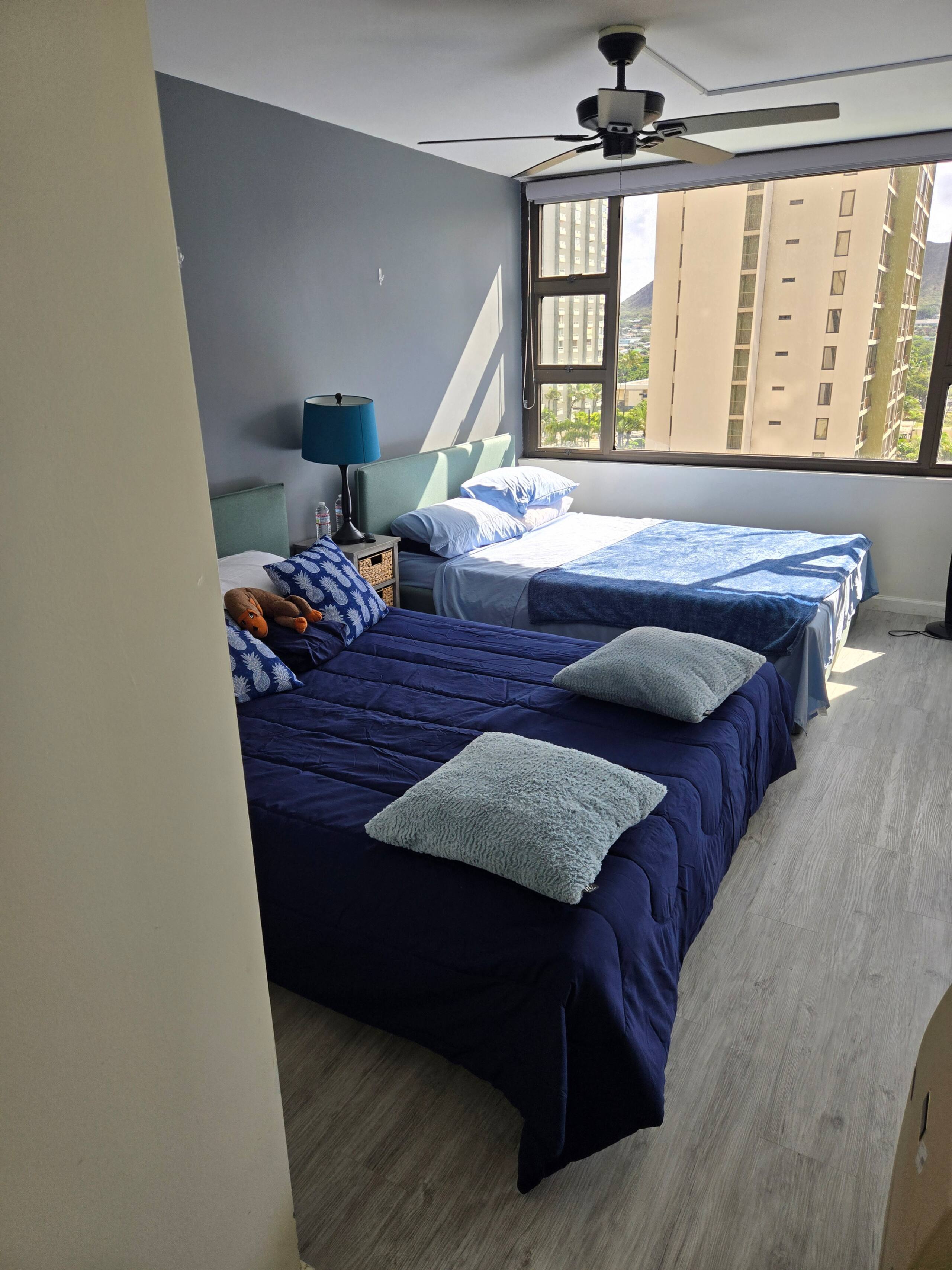 Condo in Honolulu · ★4.86 · 1 bedroom · 3 beds · 1 private bath - Image 8