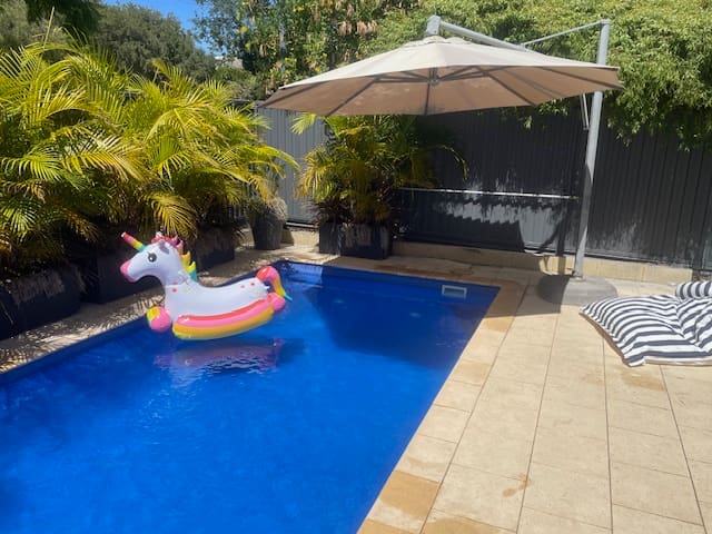 Charming Oasis getaway gallery image 2