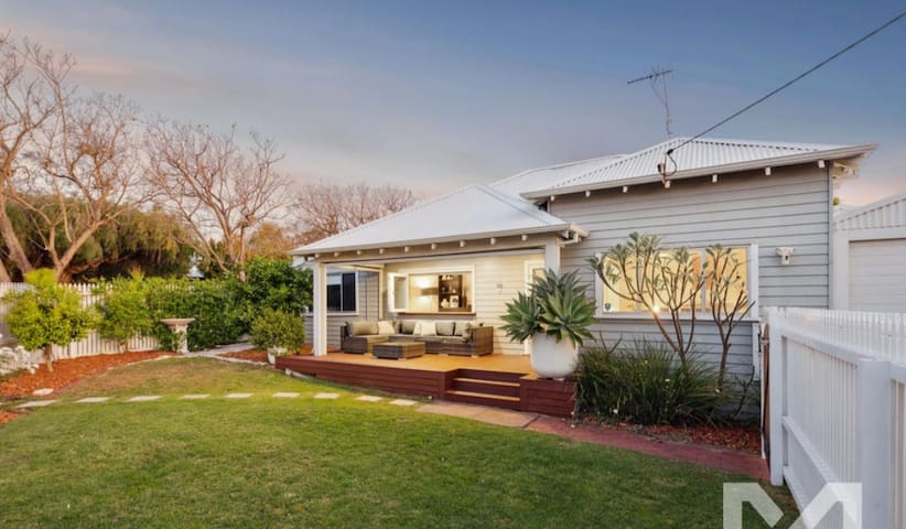 Charming Oasis getaway