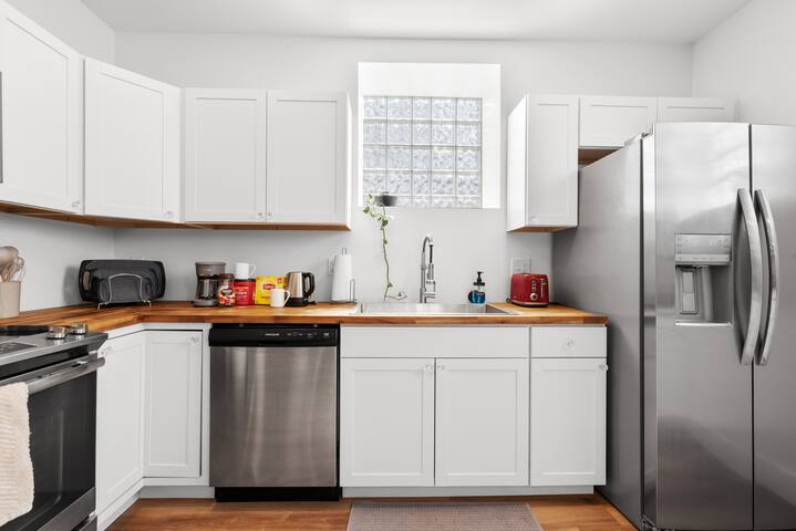 The Church | 6BR Home Near OSU, Perfect for Groups gallery image 5