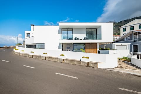 Villa in Porto Moniz | Porto Moniz Atlantic View