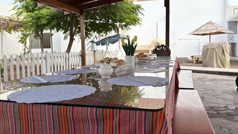 Top performing Airbnb: Country house in South Asia! Km100 in Asia