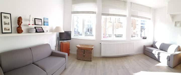 Grand Studio Pour 4 : 43m2 Avec Terrasse - La Panne
