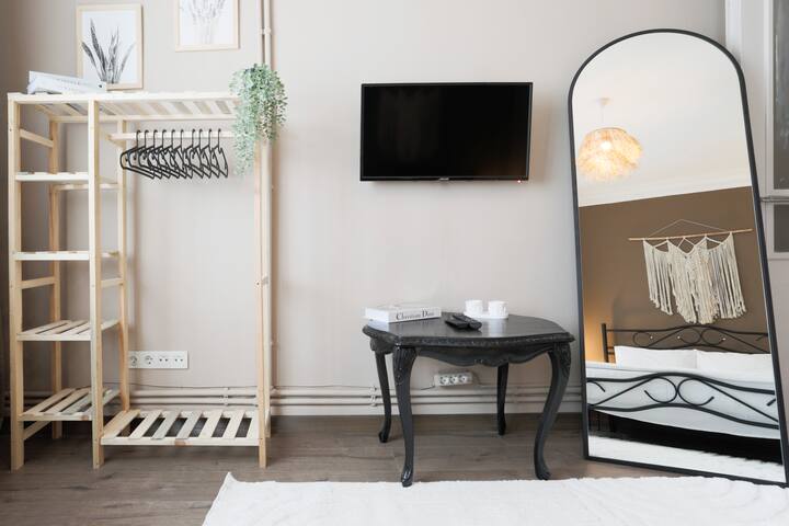 Triplex at the heart of Taksim for big groups/fam. gallery image 5