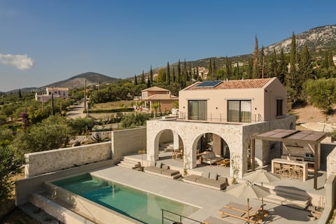 Secluded TwoBedroom Villa | Private Pool | SeaView