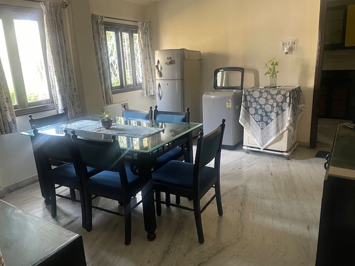 Grand Kitchen Dining 1 Br Lake Area - India