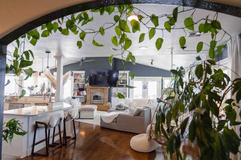 Dream House at Paschal Winery