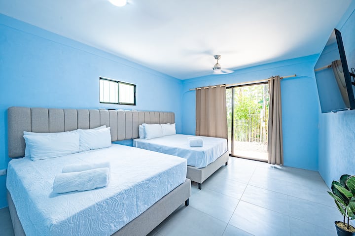 2 bračna kreveta - vilin konjic na donjoj etaži