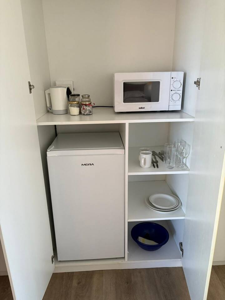 Cozy En-suite Room In Wellington With Own Entrance - Wellington, South Africa