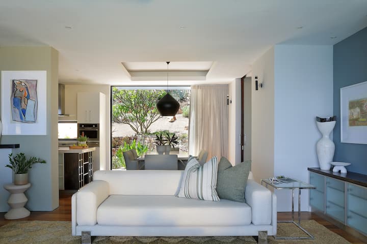 Upper Deane House - Number 37 - Cape Town