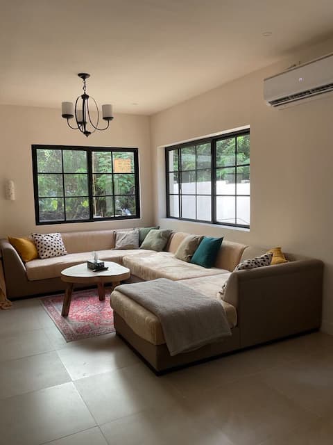 3 bed/3bath new town-house in port Barton