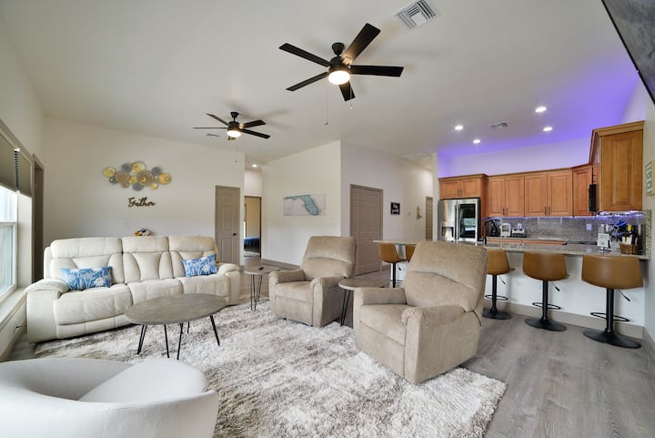 Brand New Home
With Water Access To Lake June. - Lake Placid, FL