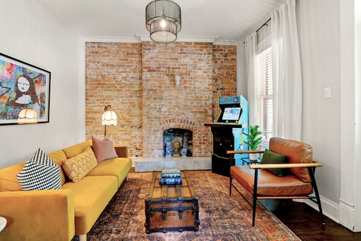 Historic Short North: Hot Tub, BBQ, Free Parking gallery image 2