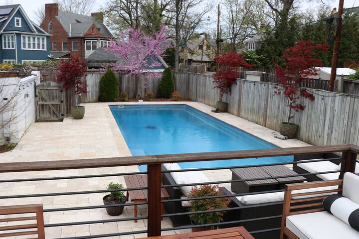 Spacious 4BR Crestwood NW Home w 40′ Pool