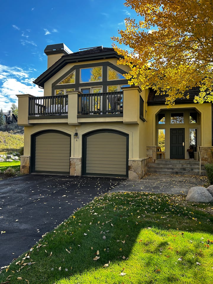 Spacious Arrowhead Home W/ Panoramic Views - Edwards, CO