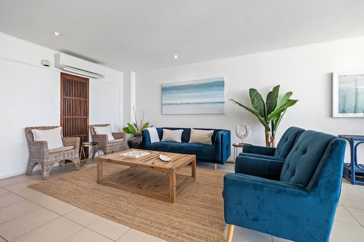 Paradiso Oceanfront Apartment – Opposite Surf Club