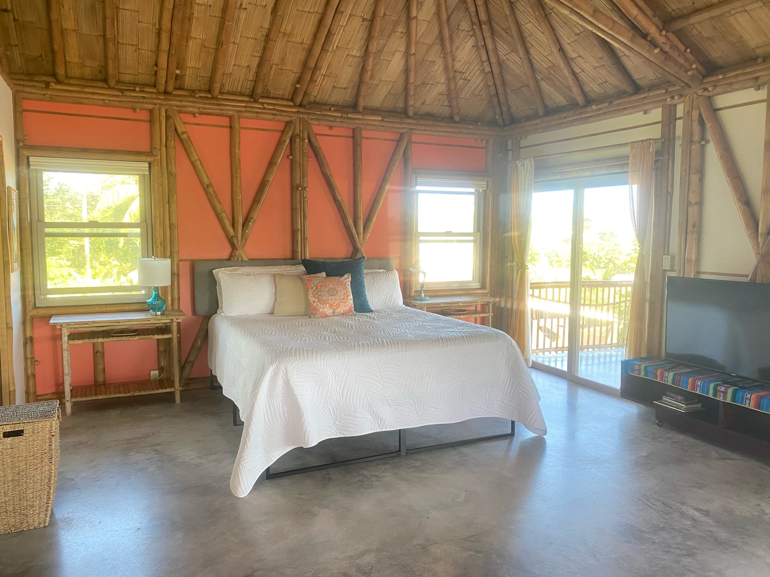 Home in Pahoa · ★4.95 · 3 bedrooms · 3 beds · 3 private baths - Image 17