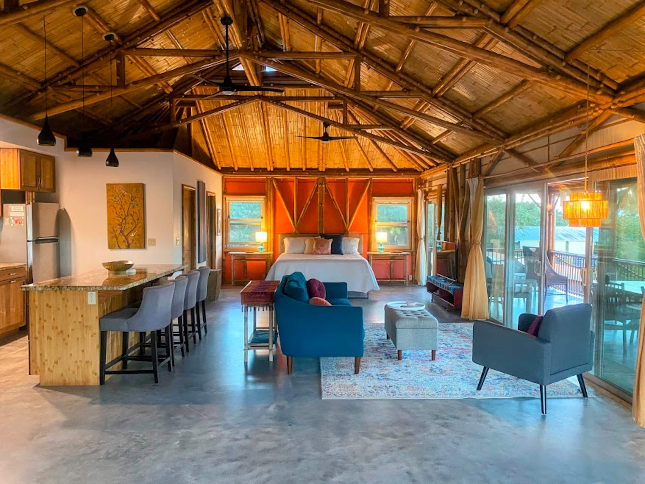 Home in Pahoa · ★4.95 · 3 bedrooms · 3 beds · 3 private baths - Image 2
