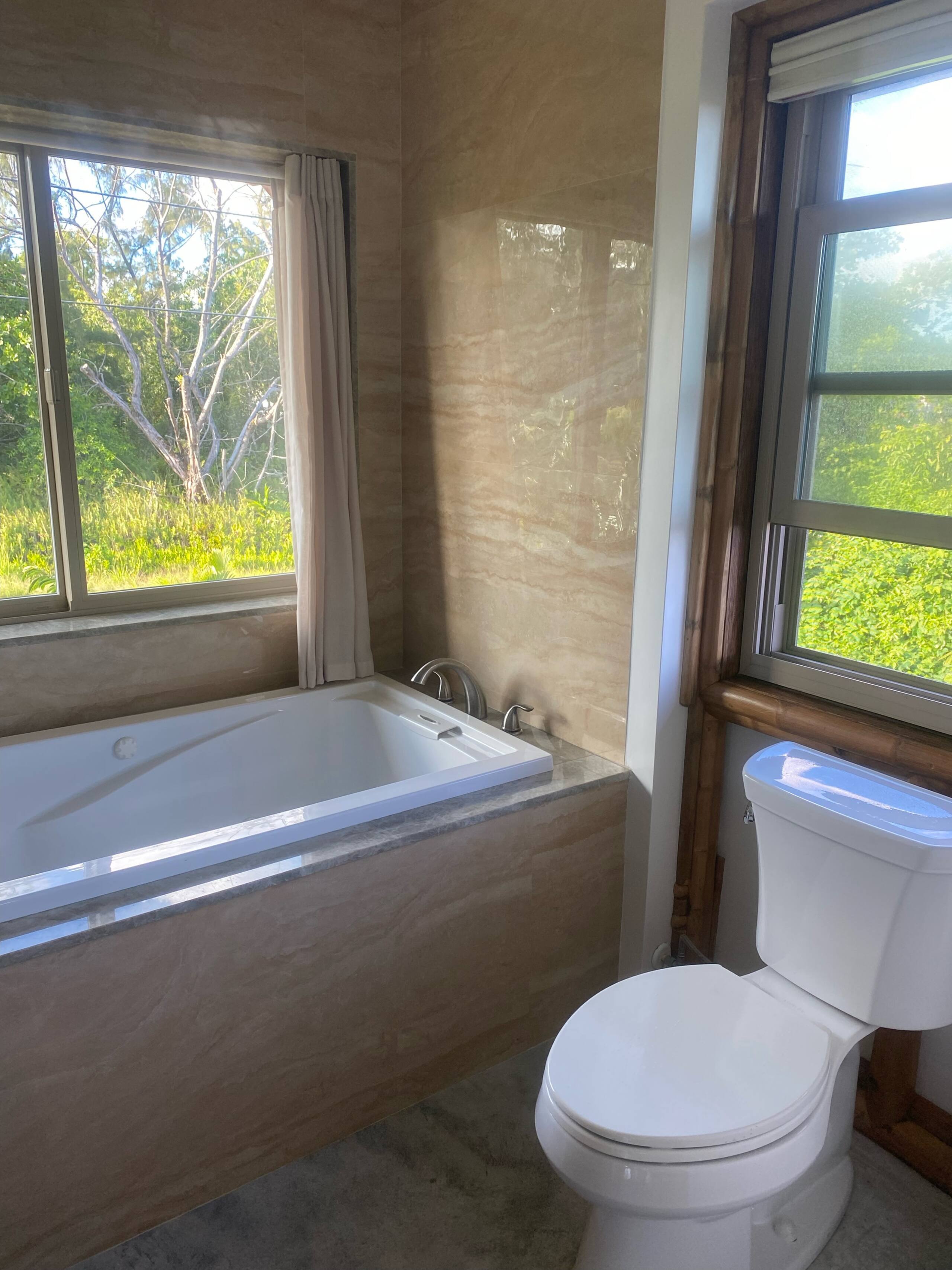 Home in Pahoa · ★4.95 · 3 bedrooms · 3 beds · 3 private baths - Image 27