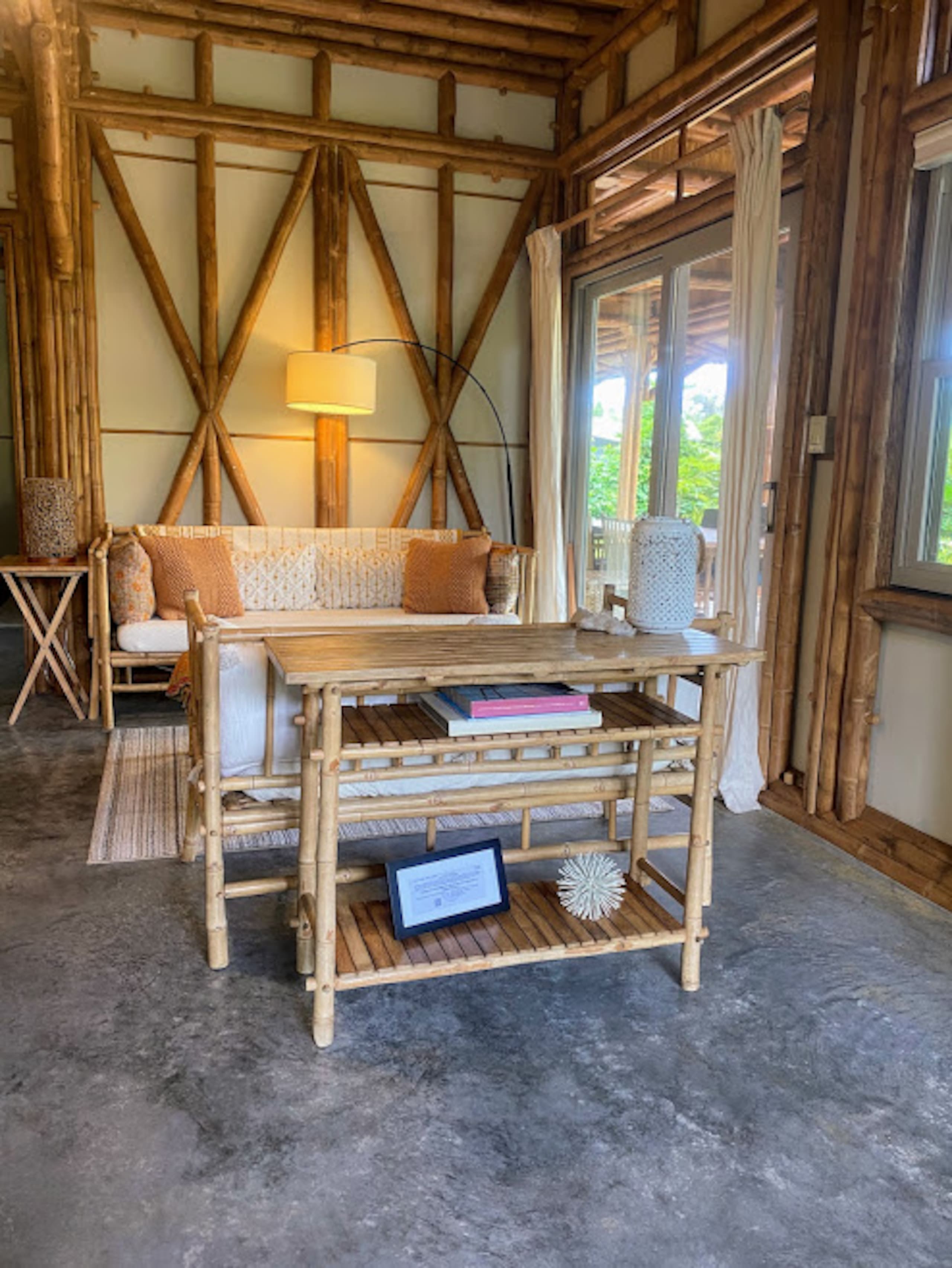Home in Pahoa · ★4.95 · 3 bedrooms · 3 beds · 3 private baths - Image 8