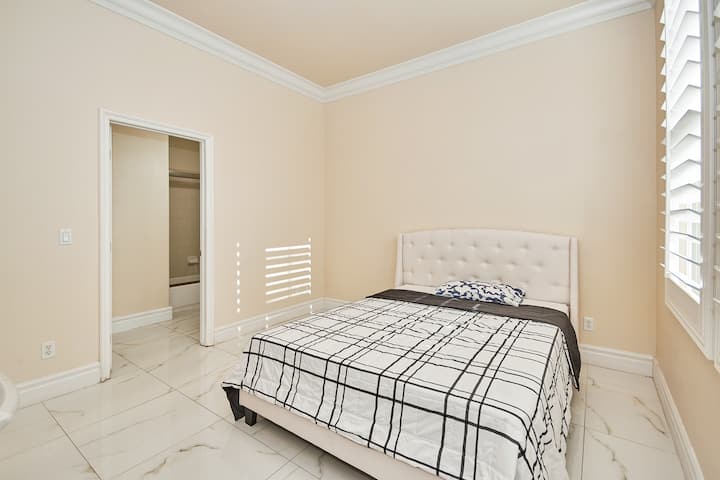 საძინებელი 5