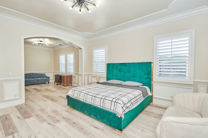 საძინებელი 4