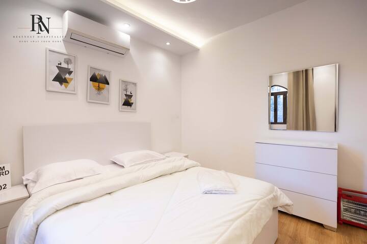Royal Suite 1 BDR In Rehab City: Bedroom