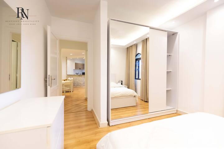Royal Suite 1 BDR In Rehab City: Bedroom