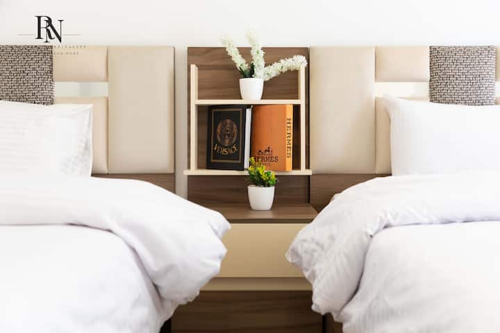 Spacious 2 BDR In Rehab City: Bedroom 1