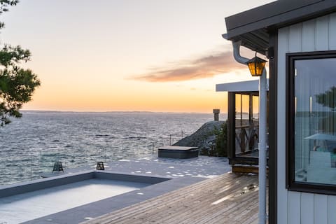 Oceanfront Retreat | Heated Pool, Sauna, Jacuzzi