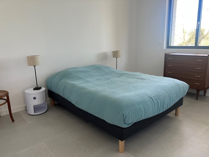 საძინებელი 3