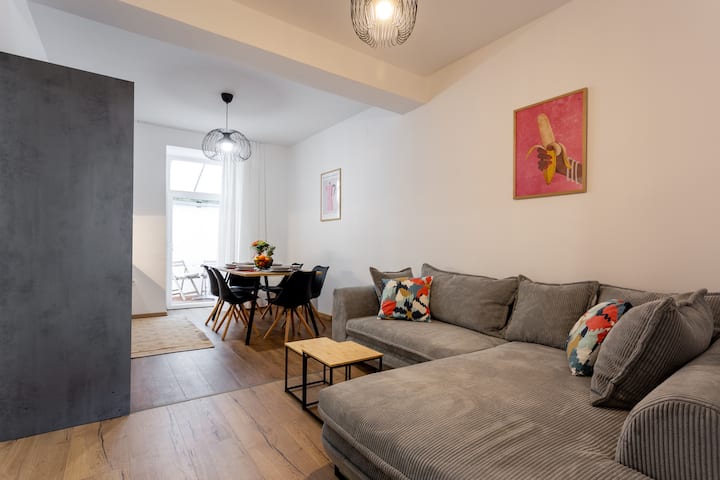 Celje City Stay | Two-bedroom Apt (4+1) + Terrace - Celje