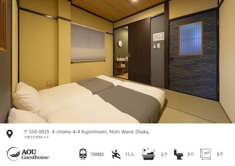 features a garage with 2 bathrooms and 3 toilet