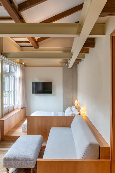 Successful Airbnb property: *Beautiful Light-Filled Studio @ Casa Rosada in La Candelaria