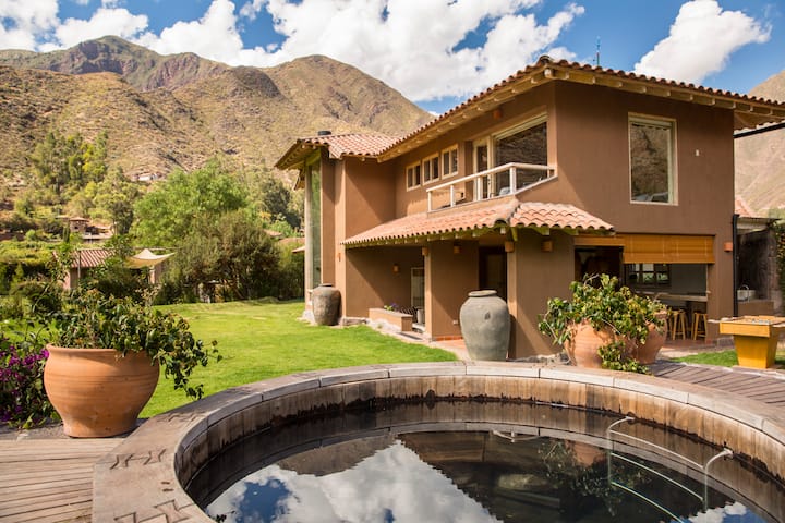 Sacred Valley - Urquillos House
