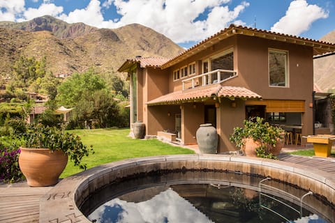 Sacred Valley - Urquillos House