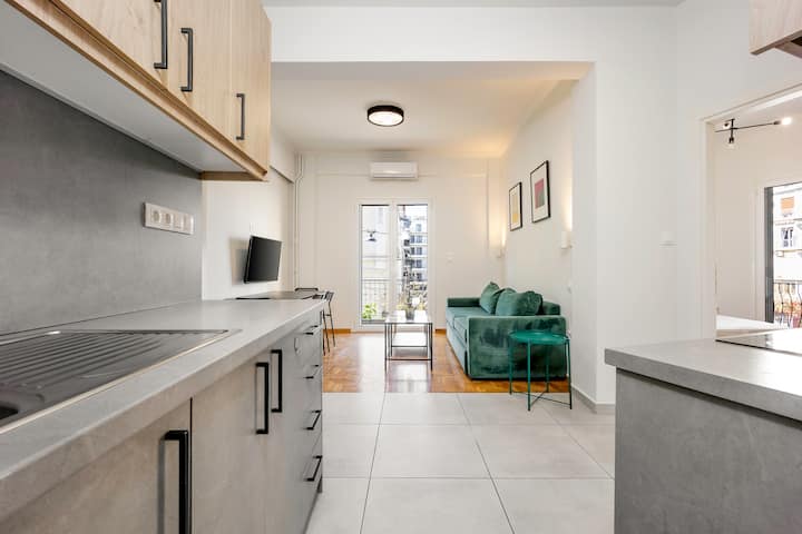 3 Bedroom Gem At Metro - Athens