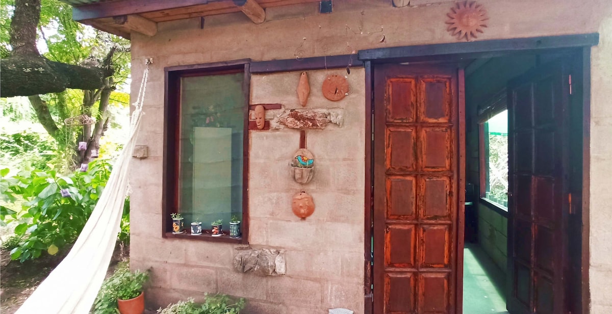 Proprietà Airbnb di successo: Full accommodation in Tanti  Rooms with a gazebo a Tanti